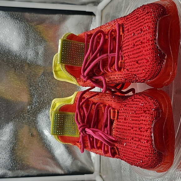 C Red And Yellow And Pink Athletic Shoes Size 7.5 Glitter Liliana - Picture 7 of 8